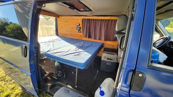 Obytný VW Transporter T4 2.4D - 12