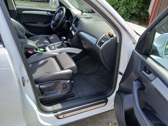 Audi Q5 S-line Quattro 2.0 - 12