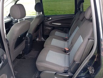 Ford Galaxy 2.0 Tdci 103kw Champions Edition,7 míst - 12