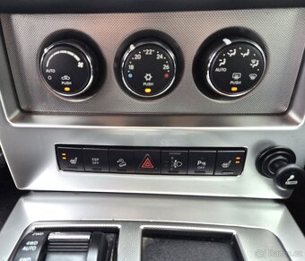 JEEP CHEROKEE 2.8CRD 130KW 1 MAJITEL 4x4 LIMITED BEZ KOROZE - 12