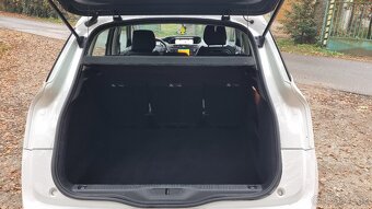 CITROËN C4 PICASSO 1,6HDI 88kW ČR AUTOMAT R17 - 12