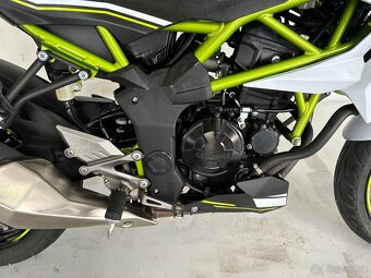 Kawasaki Z125 ABS - 12