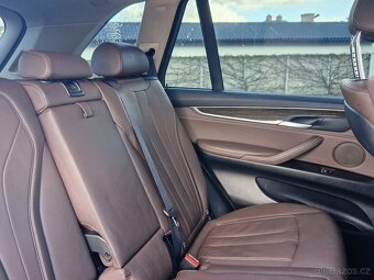 BMW X5, Xdrive 30D 7míst Serviska - 12