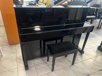 Akustické piano Yamaha made in England se zárukou. REZERVACE - 12