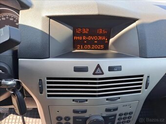 Opel Astra 1.6 16V Enjoy - 12