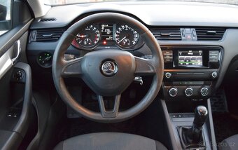 ŠKODA OCTAVIA 1.6 TDI COMBI RV 2016 ČR - 12
