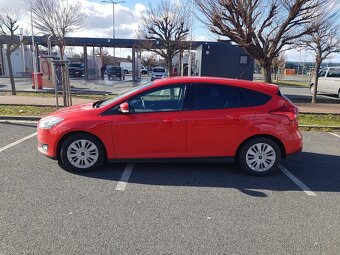 Ford Focus 1.5 TDCi 88 kW, 2016, červená, 99 7xx km - 12