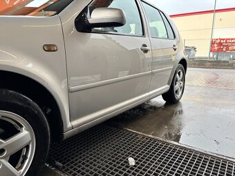 Volkswagen Golf IV 1.6 SR 74kw - 12