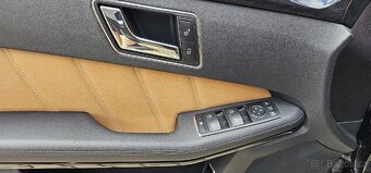 Mercedes-Benz E 350 V6 - 12