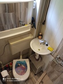 Nabízím bydlení nebo ubytování v obytné buňce - 12