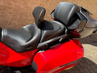 CAN AM SPYDER F3 MY 2022 - 12