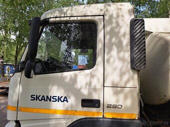 VOLVO FM 260 - 12