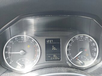 Škoda Octavia 1.6 TDi 4x4, rok 2010, 77KW, 214.000km - 12