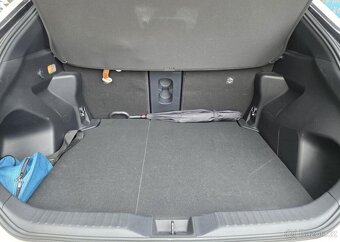 Toyota Yaris Cross 1.5-HYBRID-AUTOMAT-ZÁRUKA - 12