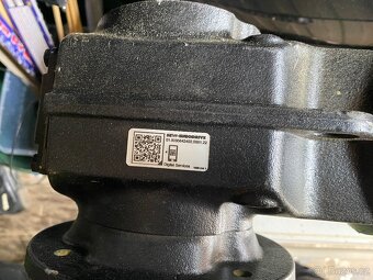 MOTORY//PREVODOVKY//OCASKA//RIDGID//KARDANY//HELUKABEL - 12