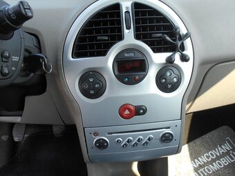 RENAULT Modus 1.6 16v - 12