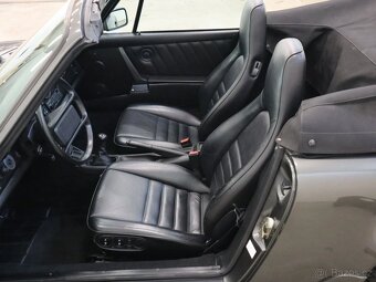 Porsche 911 964 Carrera 4 Cabriolet - 12