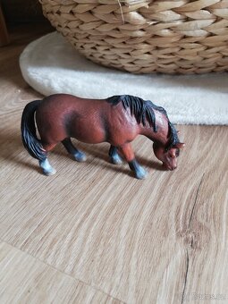 Schleich koně sada i jednotlivě - 12