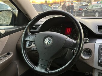 Volkswagen Passat 2005 - 12