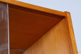 Vitrína/ knihovna č. 3401 - 12