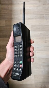 Tlačítkové mobilní telefony - 12