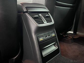 Škoda Octavia 2.0 tdi 135 kW FullLED DSG 4x4 2019 DPH - 12