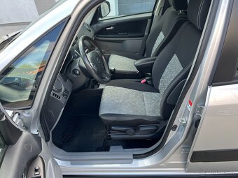 SUZUKI SX4 1.6i 88KW 4x4 75000KM TAŽNÉ VYHŘ.SEDA.LETNÍ+ZIMNÍ - 12