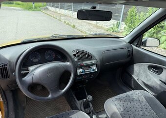 Citroën Saxo 1,1 i platná stk , dobrý stav benzín - 12
