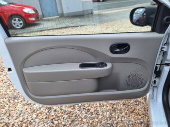 Renault Twingo 1.2i 43KW - 12
