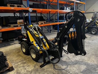 Smykový mininakladač TUR N520 / N525 - 12