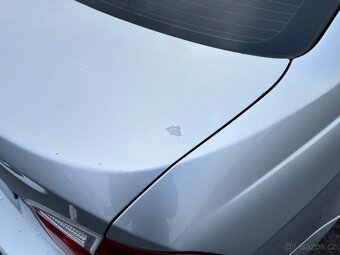 Prodám BMW 330i 190KW, 6st manuál M-packet - 12