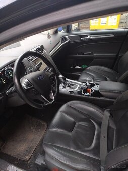 Ford Mondeo mk5 - 12