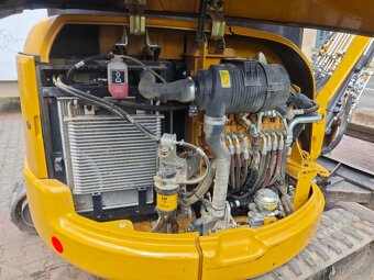 Pásový minibagr Caterpillar 303.5 E - 12