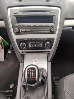 ŠKODA OCTAVIA 2.0TDi 103KW,AMBIENTE,ZÁVĚS,AUT.KLIMA,6-KVALT. - 12