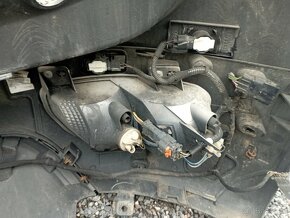 C4 PICASSO RV 2018 ZADNÍ NÁRAZNÍK S ČIDLY A VÝZTUHAMI - 12