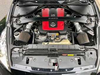 Nissan 370Z Nismo - 12