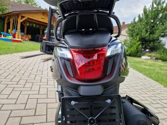 Kymco Like II S 125i ABS Černý model 2025 - 12