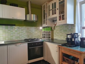 Prodám dům v Krušných horách,  obytná 300m2, pozemek 1177m2. - 12