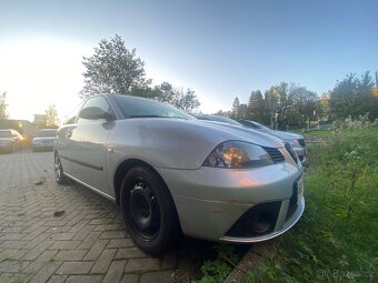Seat Ibiza 1.4 16V 55 kW – na náhradní díly nebo opravu - 12