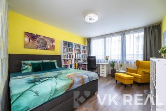 Prodej bytu 3+kk/L, sklep, garáž, OV, cca 100m2 vč. lodžie a - 12