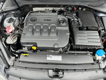 VW Golf 7 2,0TDi Combi Comfortline – 2017 – TAŽNÉ, ACC, ALU - 12