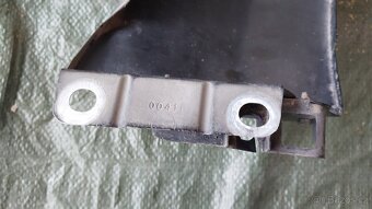 Mercedes W164 BLATNÍK LEVÝ ČERNÝ 4000kč - 12