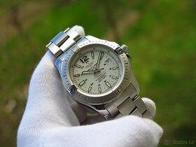 BREITLING Colt Automatic - 12