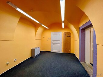 Pronájem kanceláře 30 m² Masarykovo nám., Stříbro - 12