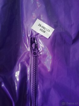 Nová, "lakovaná" krátká bundička Bershka, v. M, možná větš - 12