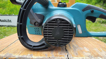 Řetězová pila Makita UC4041A, 40cm, 1800W - 12