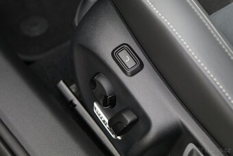 Passat 2.0 TDI B9/Tov. záruka/Tažné/Ak.skla/360° kamera - 12