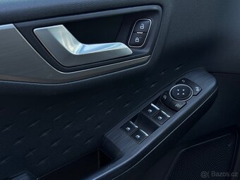 Ford Kuga 2.5 DURATEC 165kW PHEV TITANIUM - 12