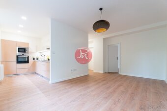 Prodej rodinného domu 6+1 Linhartovy, Město Albrechtice - 12