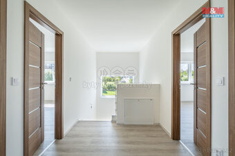 Prodej rodinného domu, 330 m², Dolní Jirčany - 12